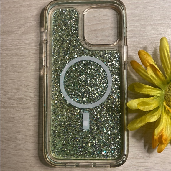 I Phone Case - Picture 3 of 6